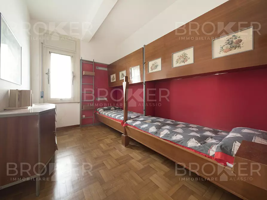 Immagine 14 di Pentalocale in vendita  in Via Don Aurelio Piccagli 12 a Alassio