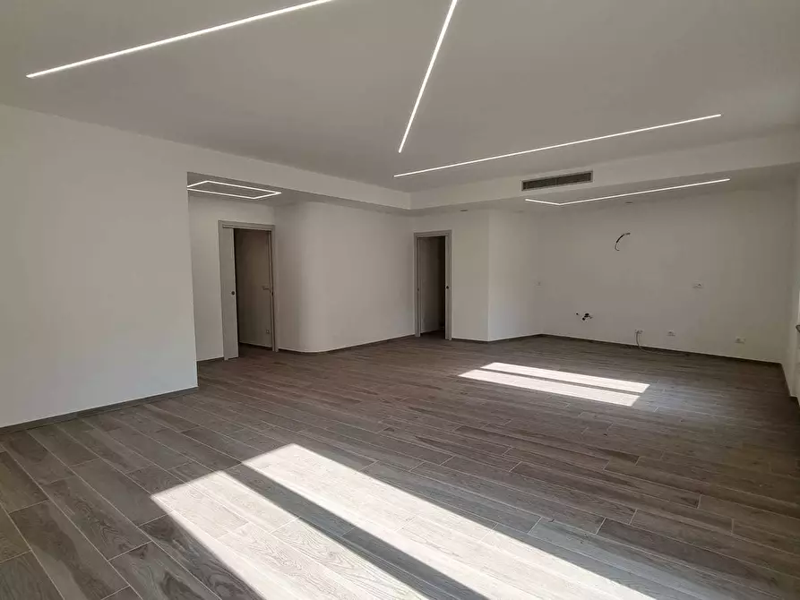 Immagine 5 di Appartamento in vendita  in Corso Dante Alighieri a Alassio