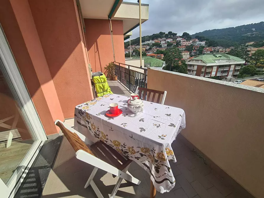 Immagine 19 di Trilocale in vendita  in Via Cristoforo Colombo 5 a Andora