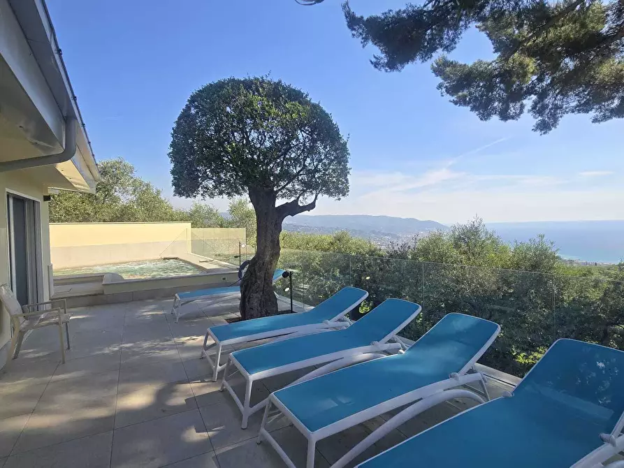 Immagine 27 di Villa in vendita  in Via San Leonardo 51 a Diano Marina