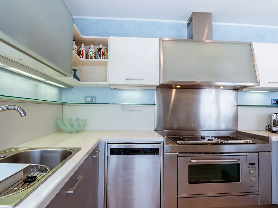 Immagine 40 di Quadrilocale in vendita  in Via Roma 45 a Alassio