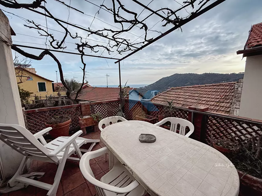 Immagine 21 di Terratetto in vendita  in Via Leon Pancaldo a Alassio