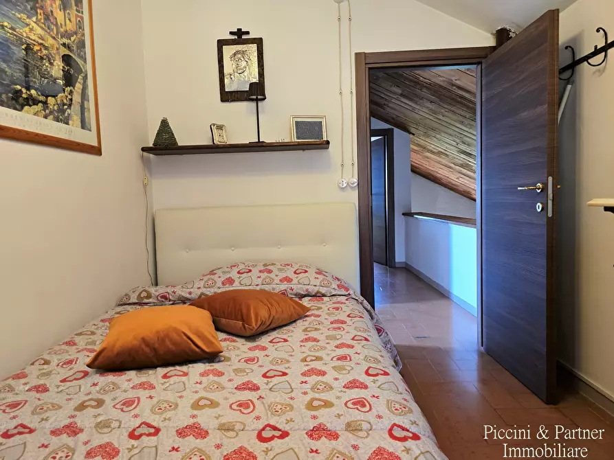 Immagine 54 di Villa in vendita  in Via IV Novembre 15 a Passignano Sul Trasimeno