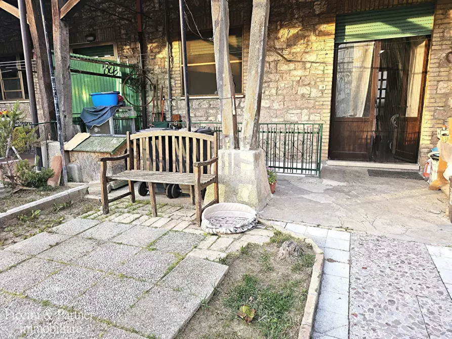 Immagine 3 di Villetta a schiera in vendita  in Via della Madonna dell'Olivo a Assisi