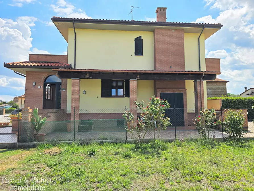 Immagine 69 di Casa bifamiliare in vendita  in Via Panicarola 17 a Castiglione Del Lago