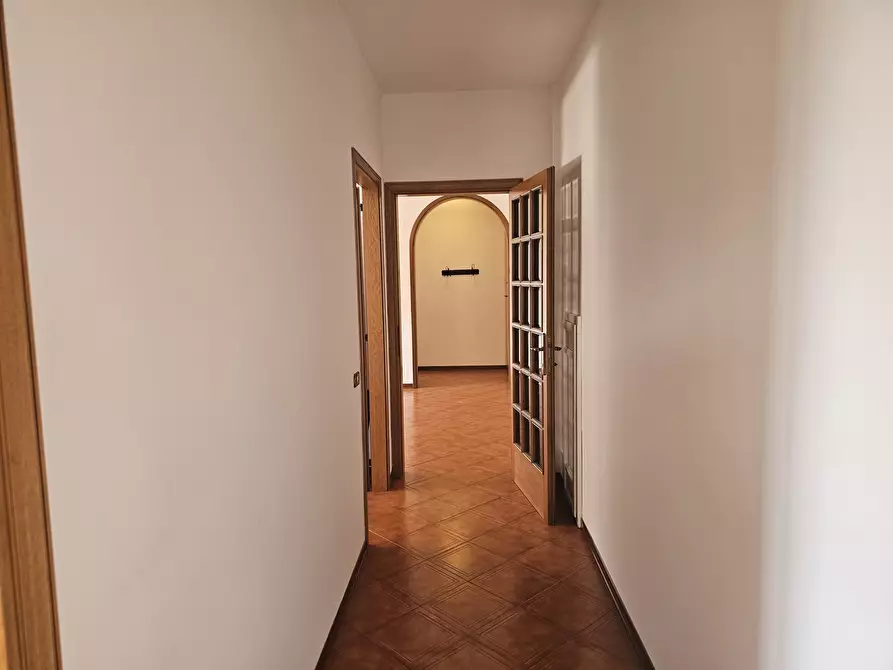 Immagine 15 di Quadrilocale in vendita  in Via Piero Gobetti 83 a Chiusi