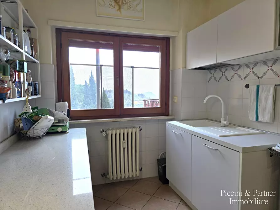 Immagine 26 di Pentalocale in vendita  in Via Frà Bevignate 14 a Perugia