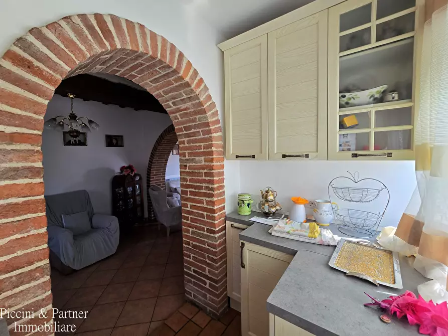 Immagine 38 di Terratetto in vendita  in Via Napoli a Castiglione Del Lago