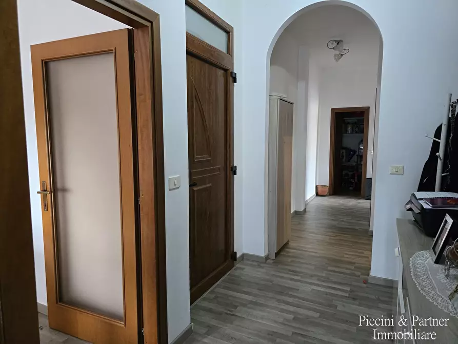 Immagine 14 di Quadrilocale in vendita  in Via Trento a Castiglione Del Lago