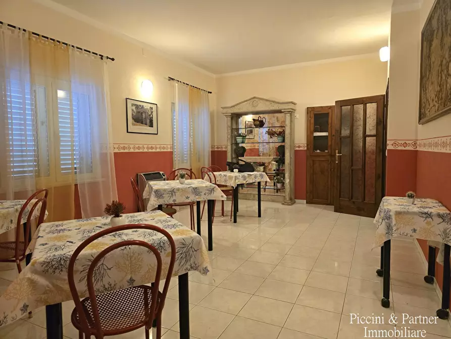 Immagine 52 di Albergo/B&B/Residence in vendita  in Via Chiesa Tonda a Trevi