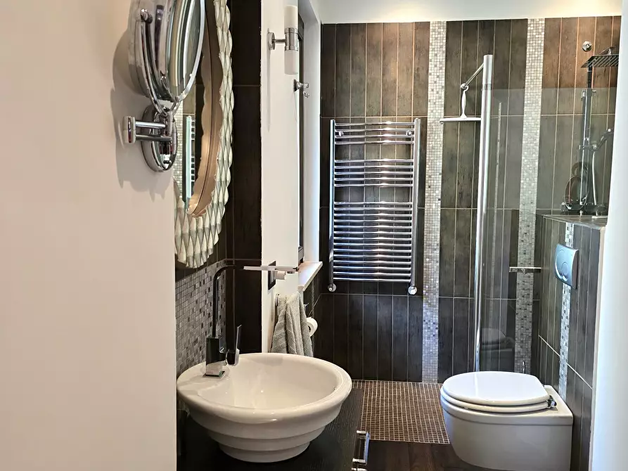 Immagine 47 di Villa in vendita  in Via dei Romani a Magione