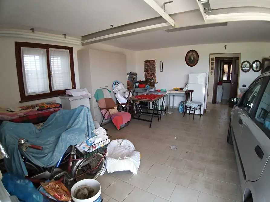 Immagine 24 di Villa in vendita  in Via Saragat 18 a Castiglione Del Lago