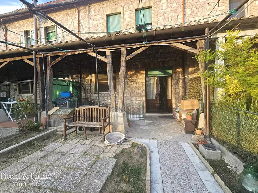 Immagine 20 di Villetta a schiera in vendita  in Via della Madonna dell'Olivo a Assisi