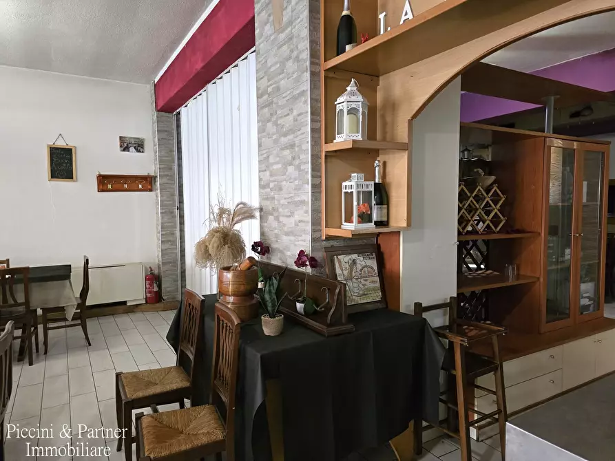 Immagine 10 di Bar / Ristorante in vendita  in Via Mastrodicasa a Perugia