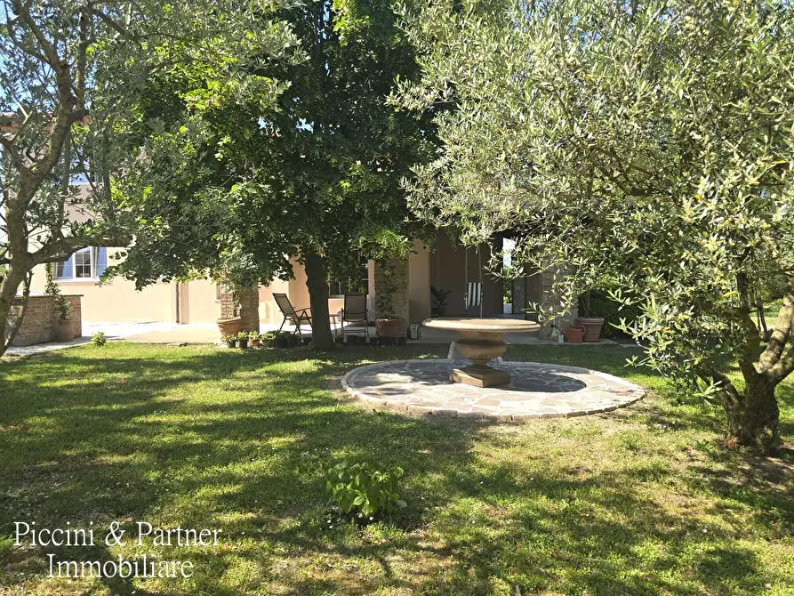 Immagine 83 di Villa in vendita  in Località Castagni 2 a Castiglione Del Lago