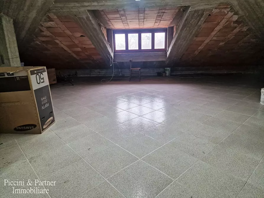 Immagine 60 di Casa bifamiliare in vendita  in Viale Ranchi 2 a Umbertide