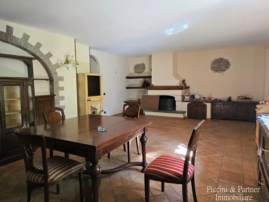 Immagine 15 di Baita in vendita  in Via dei Cespugli 10 a Passignano Sul Trasimeno