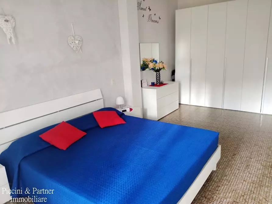 Immagine 39 di Quadrilocale in vendita  in Via Magliano 15 a Massa