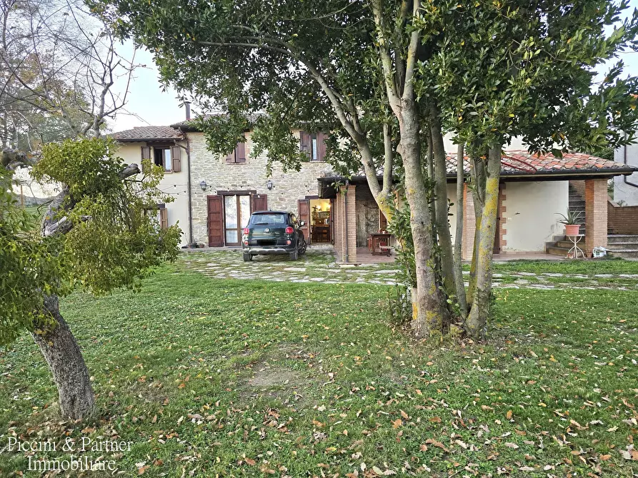 Immagine 4 di Agriturismo in vendita  in S.B.Vecchio a Gubbio