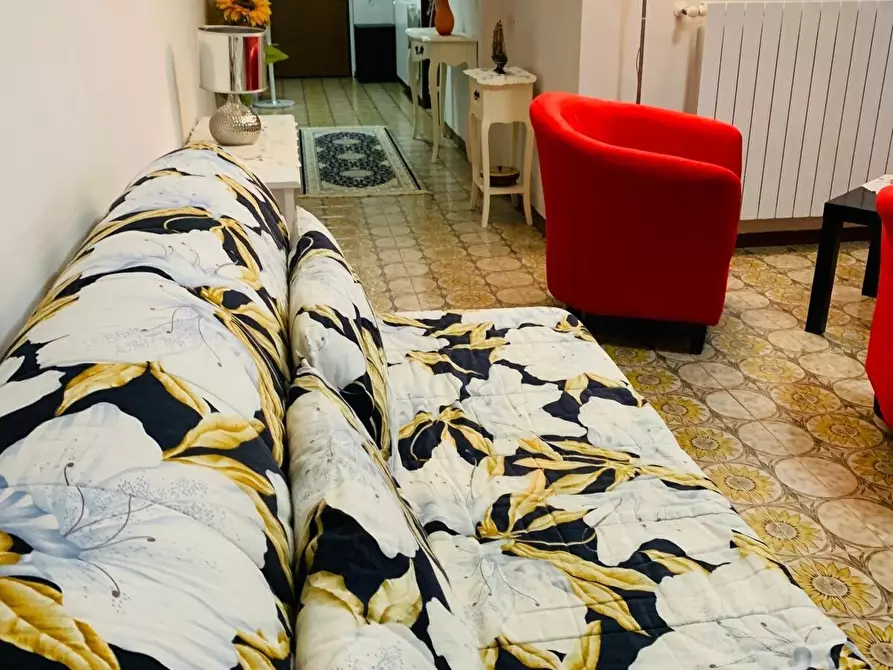 Immagine 8 di Quadrilocale in vendita  in Via Montecatini a Massa