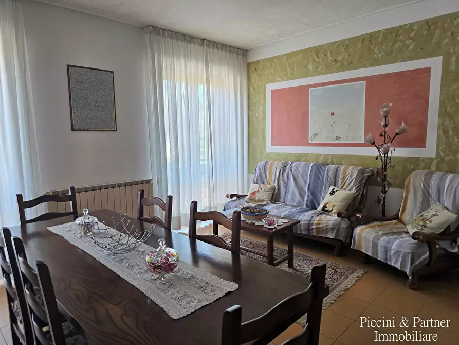 Immagine 9 di Pentalocale in vendita  in Via Italia a Torrita Di Siena