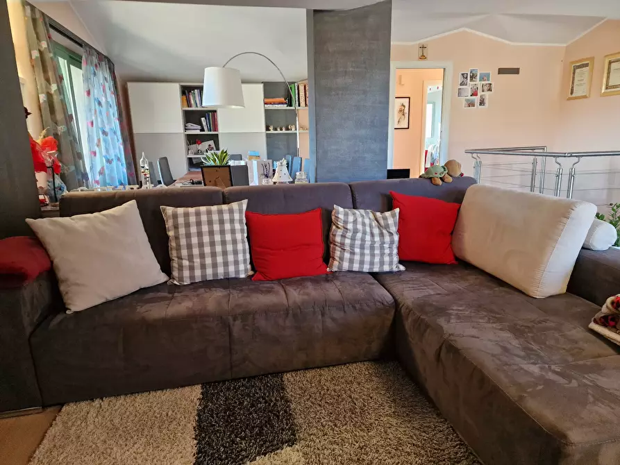 Immagine 28 di Pentalocale in vendita  in Via Madonna del Popolo a Perugia