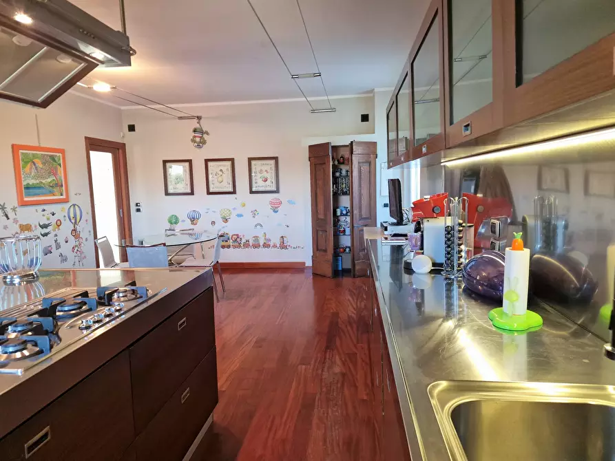 Immagine 25 di Villa in vendita  in Località Ferretto 48 a Castiglione Del Lago