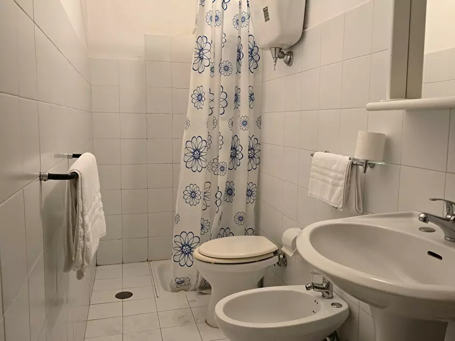 Immagine 26 di Albergo/B&B/Residence in vendita  in Via Chiesa Tonda a Trevi