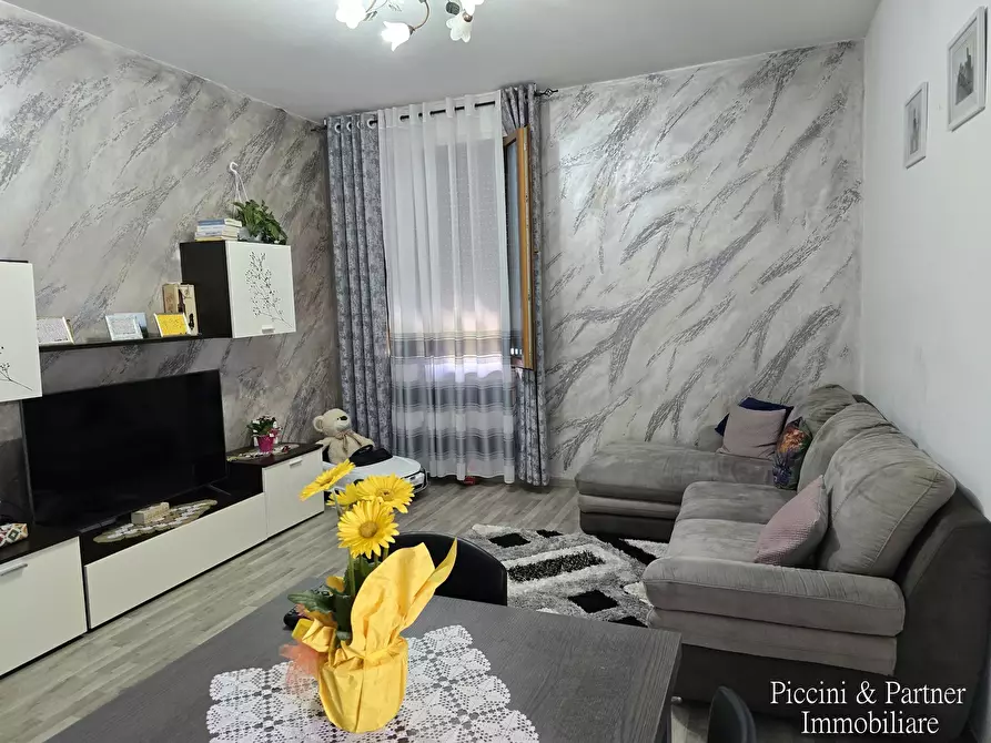 Immagine 5 di Quadrilocale in vendita  in Via Trento a Castiglione Del Lago