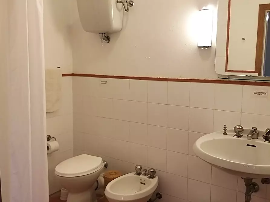 Immagine 54 di Rustico / casale in vendita  in Voc. San Bartolomeo a Città Della Pieve