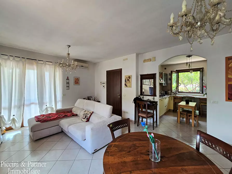 Immagine 10 di Villa in vendita  in Via Lillacci a Perugia