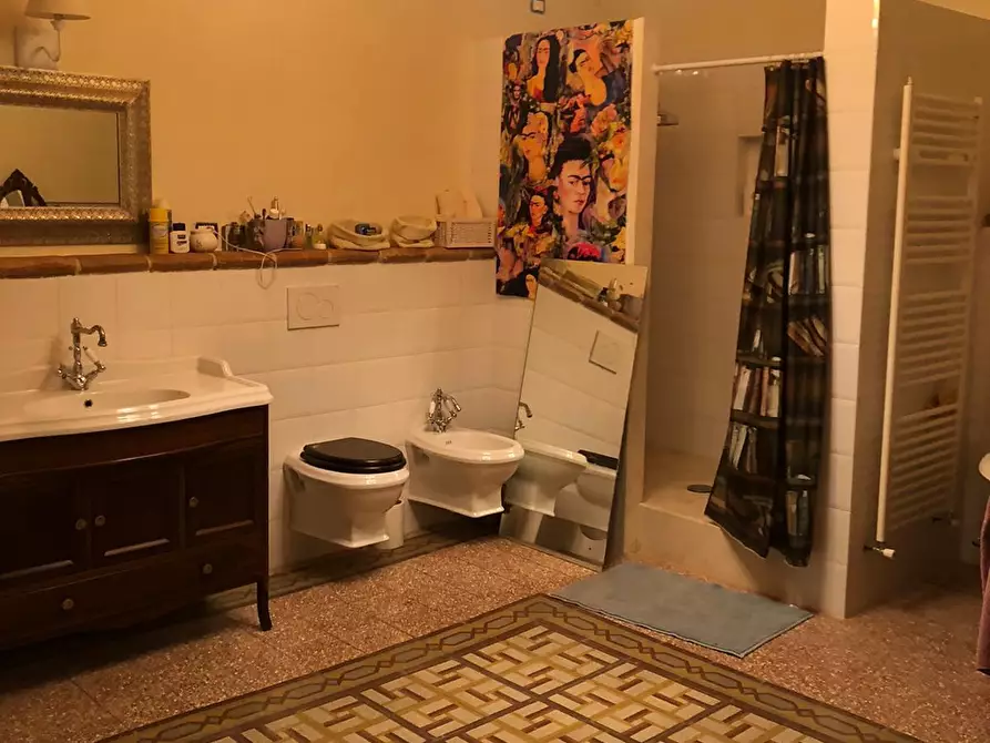 Immagine 34 di Rustico / casale in vendita  in Via della Rinascita 11 a Castiglione Del Lago