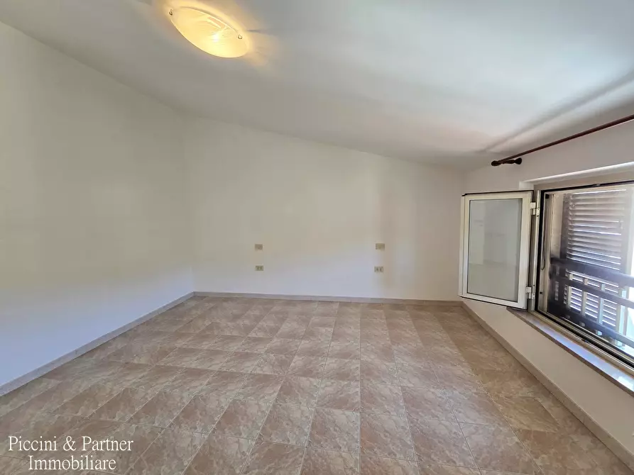 Immagine 20 di Appartamento in vendita  in Via della Sapienza a Magione