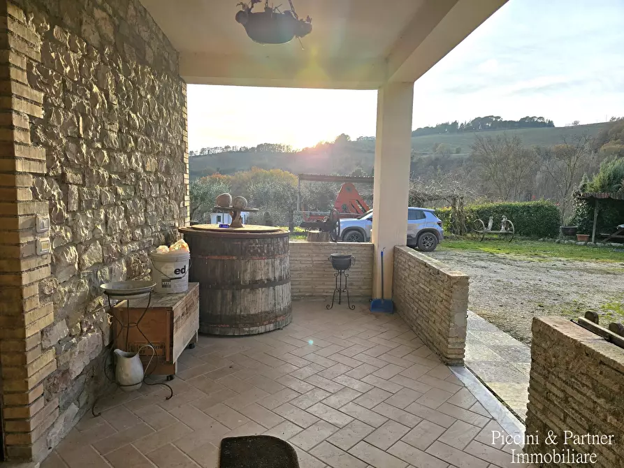 Immagine 4 di Rustico / casale in vendita  in Frazione Paradiso a Assisi