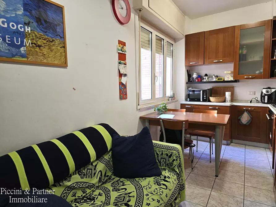 Immagine 6 di Pentalocale in vendita  in Via Beatrice 38 a Perugia