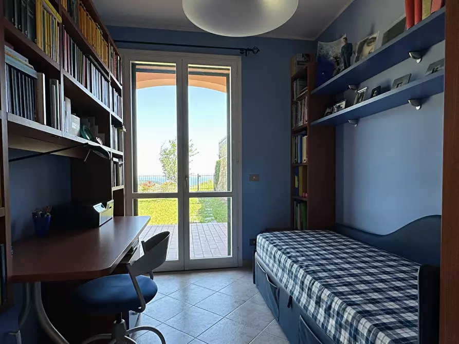 Immagine 16 di Trilocale in vendita  in Borgata Ascheri 15 a Diano Arentino