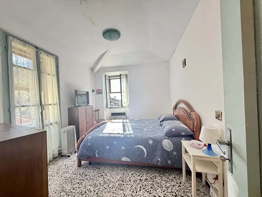 Immagine 18 di Porzione di casa in vendita  in Via Partigiani a Diano San Pietro