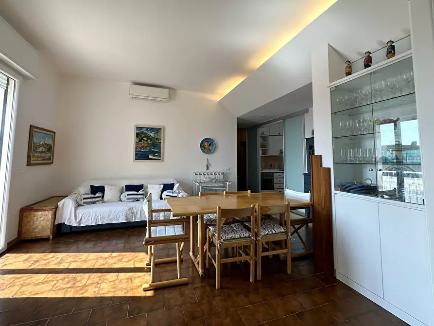 Immagine 9 di Quadrilocale in vendita  in via Agnese a Diano Marina