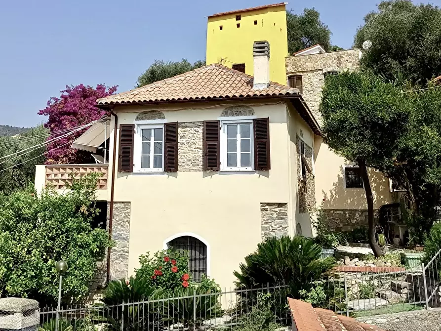 Immagine 1 di Rustico / casale in vendita  in via Glori 36 a Diano San Pietro