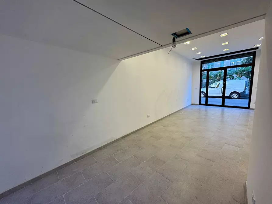 Immagine 9 di Locale commerciale in affitto  in Via Lamarmora 31 a San Remo