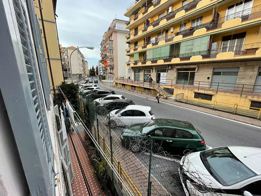 Immagine 33 di Quadrilocale in vendita  in Via Generale A. Lamarmora 221 a San Remo