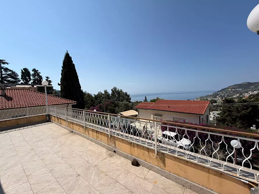 Immagine 8 di Casa bifamiliare in vendita  in Via G. D'Annunzio 28 a San Remo