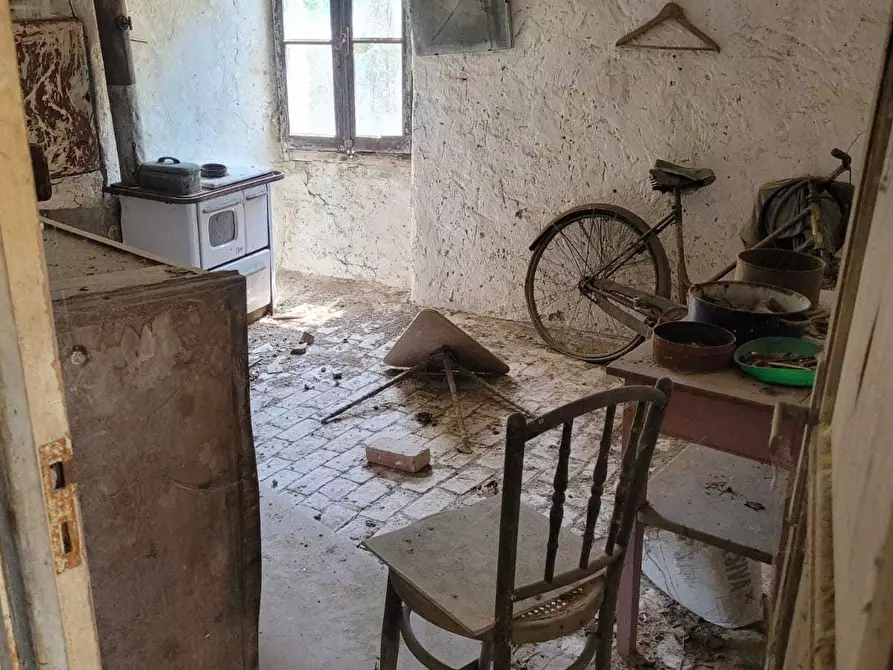 Immagine 39 di Rustico / casale in vendita  in Via Val D'Olivi 185 a San Remo