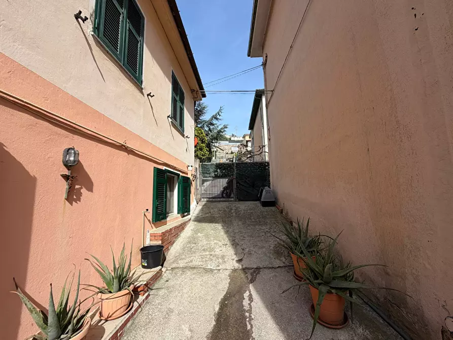 Immagine 4 di Trilocale in vendita  in Via delle Ginestre 23 a San Remo
