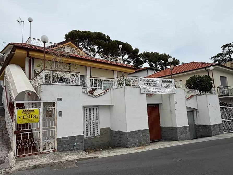 Immagine 5 di Casa bifamiliare in vendita  in Via G. D'Annunzio 28 a San Remo