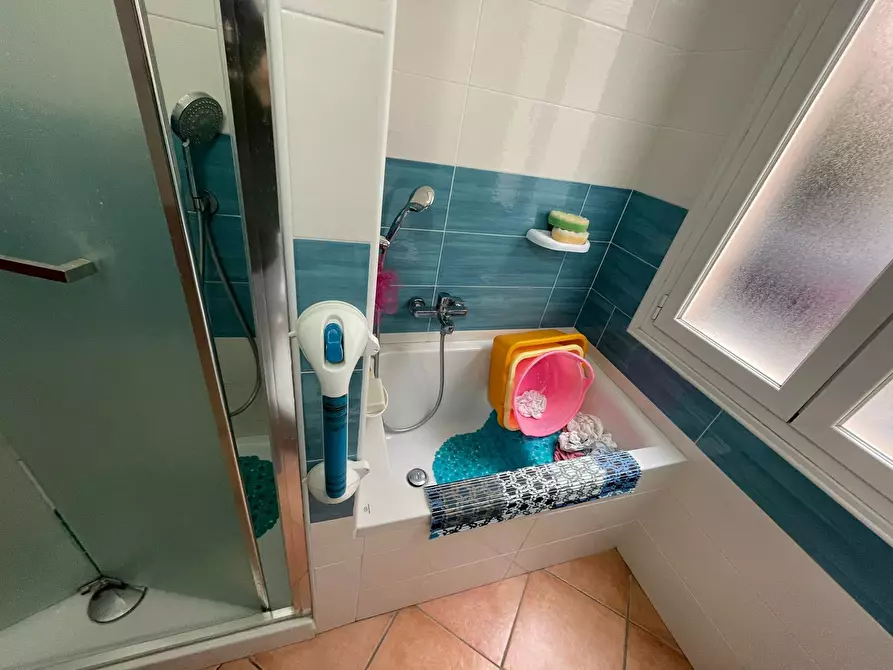 Immagine 24 di Quadrilocale in vendita  in Via Generale A. Lamarmora 221 a San Remo