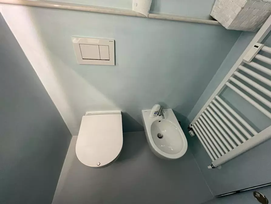 Immagine 24 di Trilocale in vendita  in Corso Giuseppe Mazzini 181 a San Remo