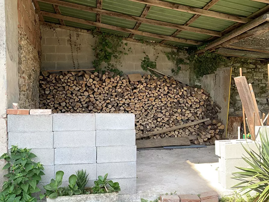 Immagine 42 di Rustico / casale in vendita  a Camaiore