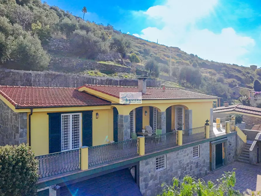 Immagine 60 di Villa in vendita  in Via Giulio Cesare 2 a Santo Stefano Al Mare