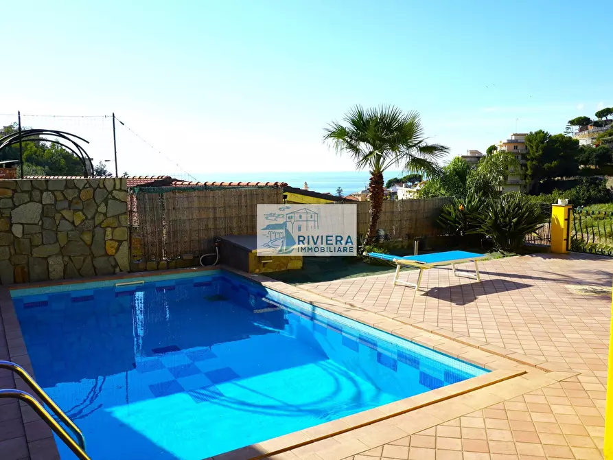 Immagine 62 di Villa in vendita  in Via Giulio Cesare 2 a Santo Stefano Al Mare